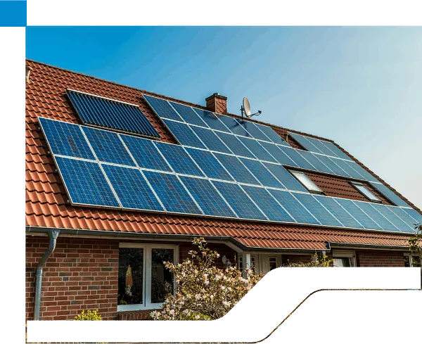 panneaux solaires sur un toit